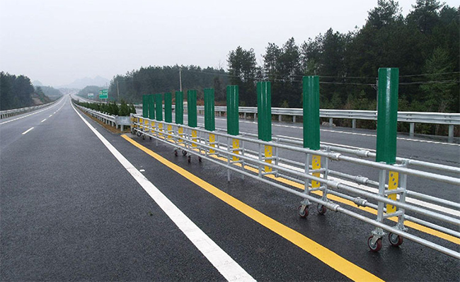 贵州公路中间护栏