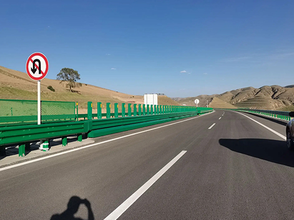 贵州高速波形护栏的安装顺序和步骤